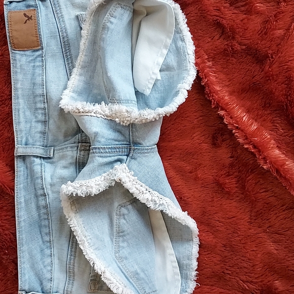 American Eagle Shortie Jean Shorts - Picture 5 of 10